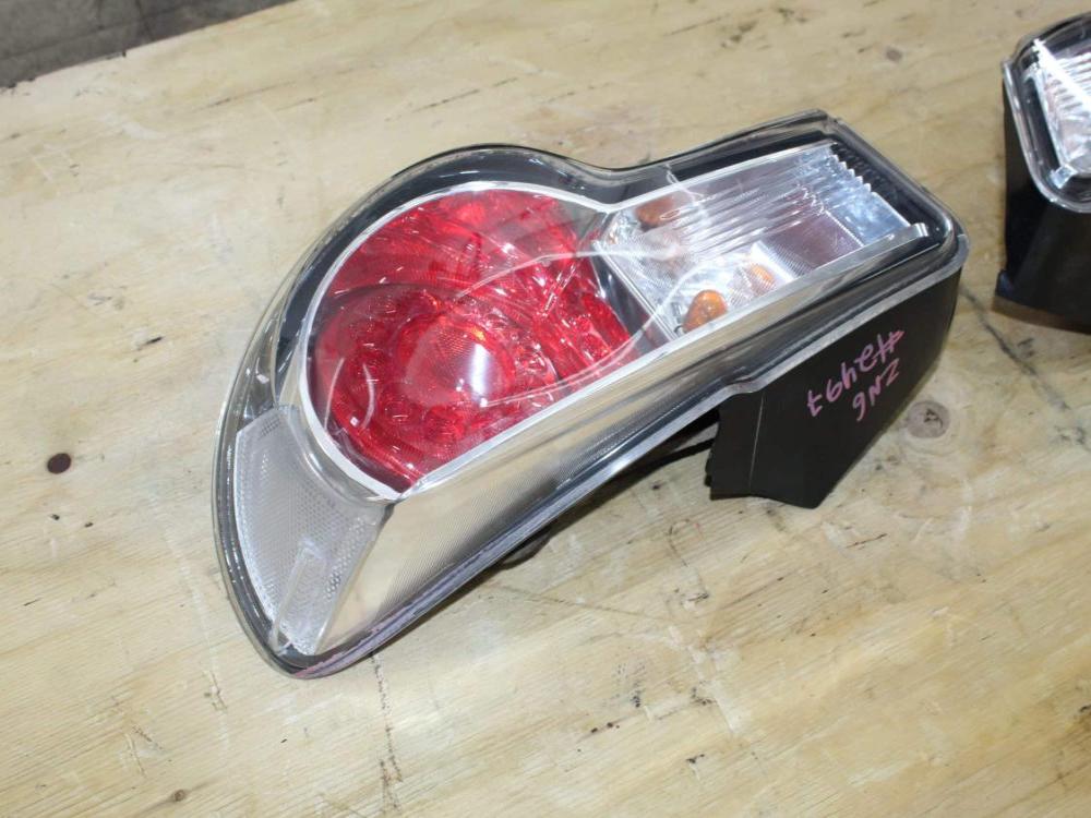 13-20 TOYOTA 86 SCION FRS SUBARU BRZ ZN6 OEM REAR TAIL LIGHTS: Image 2