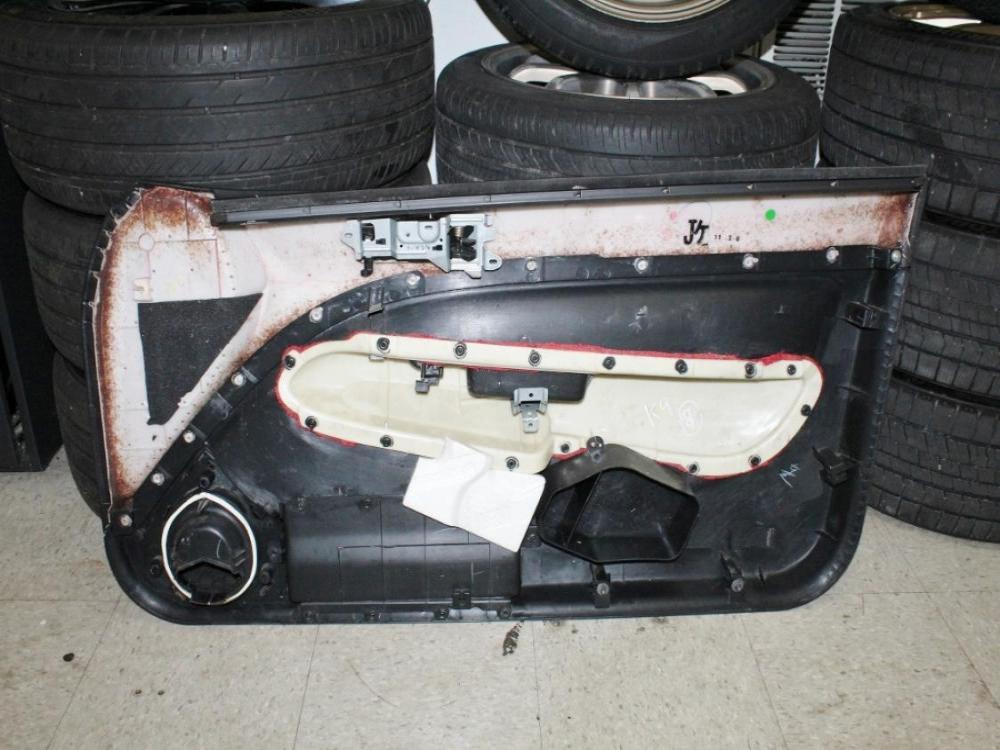 JDM 96-00 Honda Civic Type R EK9 OEM Genuine Door Panels with Switches: Image 4