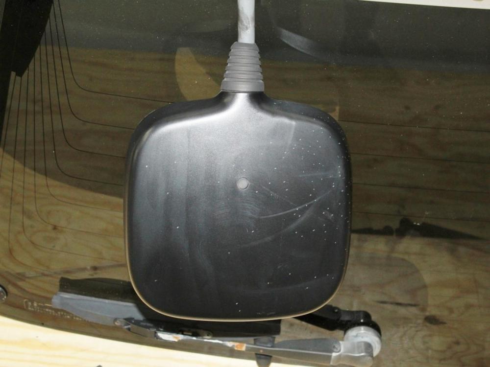 JDM 97-01 Honda CR-V RD1 OEM Rear Glass Liftgate with Back Up Mirror: Image 4