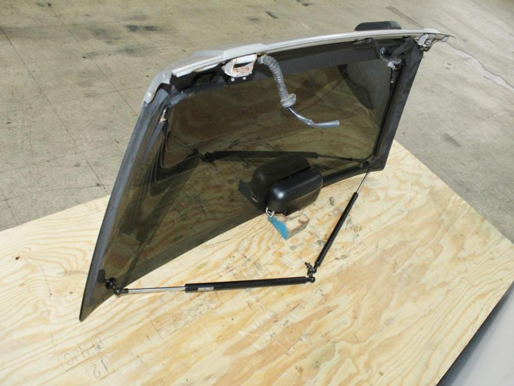 JDM 97-01 Honda CR-V RD1 OEM Rear Glass Liftgate with Back Up Mirror: Image 9