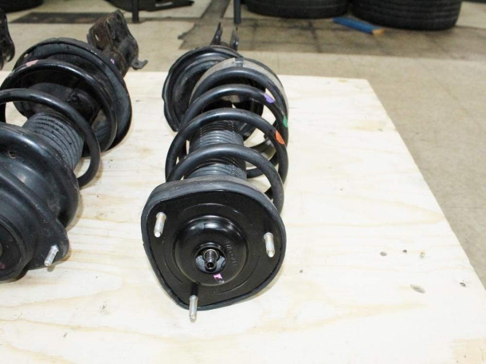03-08 JDM Subaru Forester STI SG9 OEM KYB Struts Shocks Suspensions 5×100 Set: Image 2