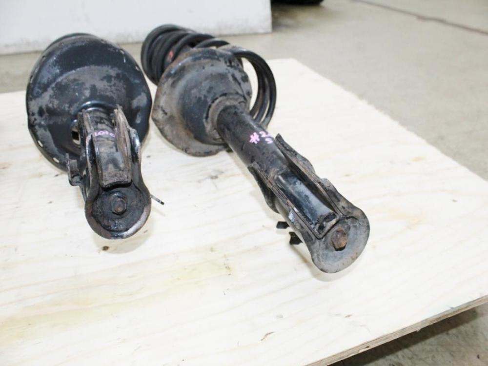 03-08 JDM Subaru Forester STI SG9 OEM KYB Struts Shocks Suspensions 5×100 Set: Image 8