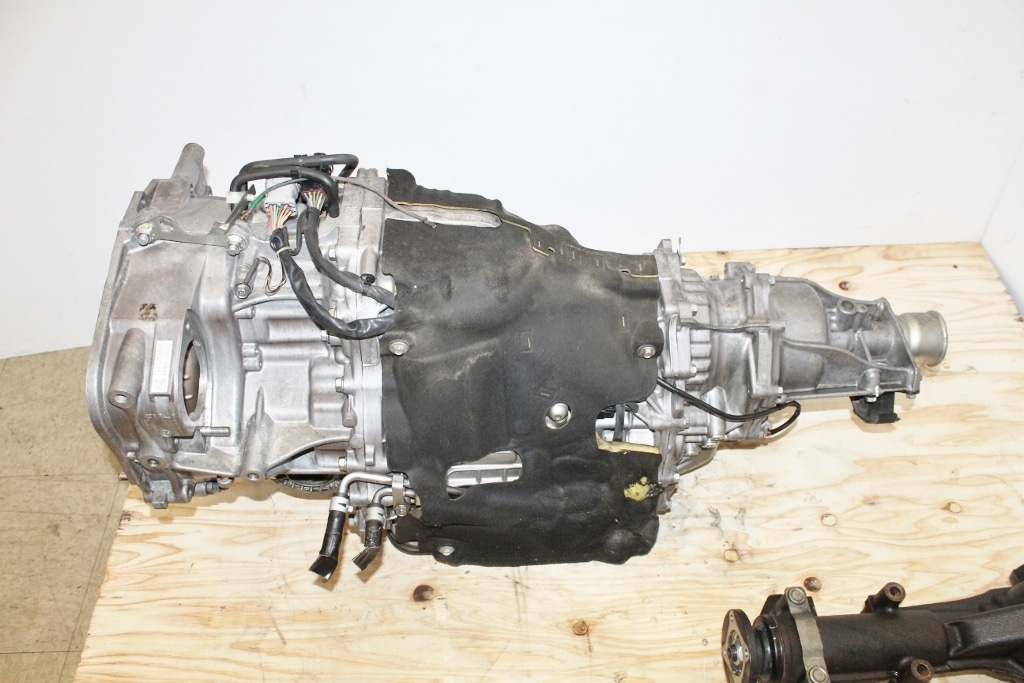 2010 2011 2012 JDM SUBARU OUTBACK CVT AUTOMATIC TRANSMISSION 2.5L AWD TR690JHAAA: Image 1