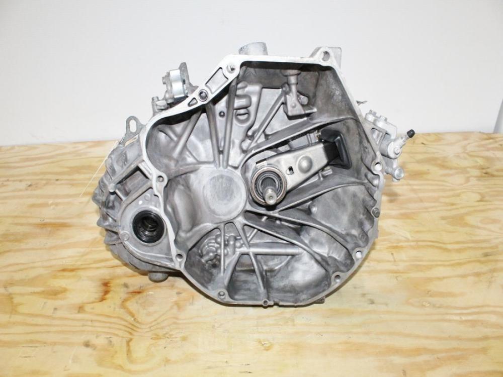 23 24 25 26 Honda Civic Type R 6 Speed LSD Manual Transmission FL5 2.0L Turbo: Image 2